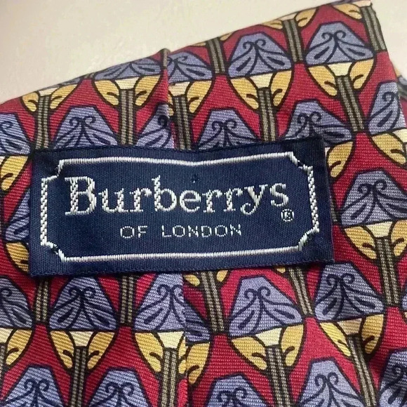 Vintage Burberrys of London Silk Hand Sewn Tie Perfect for Fall - Picture 3 of 7